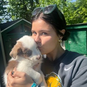 Meet your Posher, Julianna